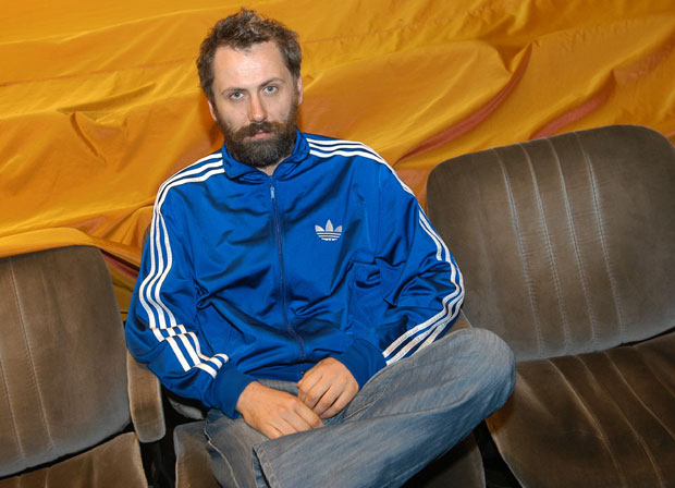 ПРОВОКАТИВНА ПРЕДСТАВА У ЗАГРЕБУ: Фрљић узбуркао Хрватску