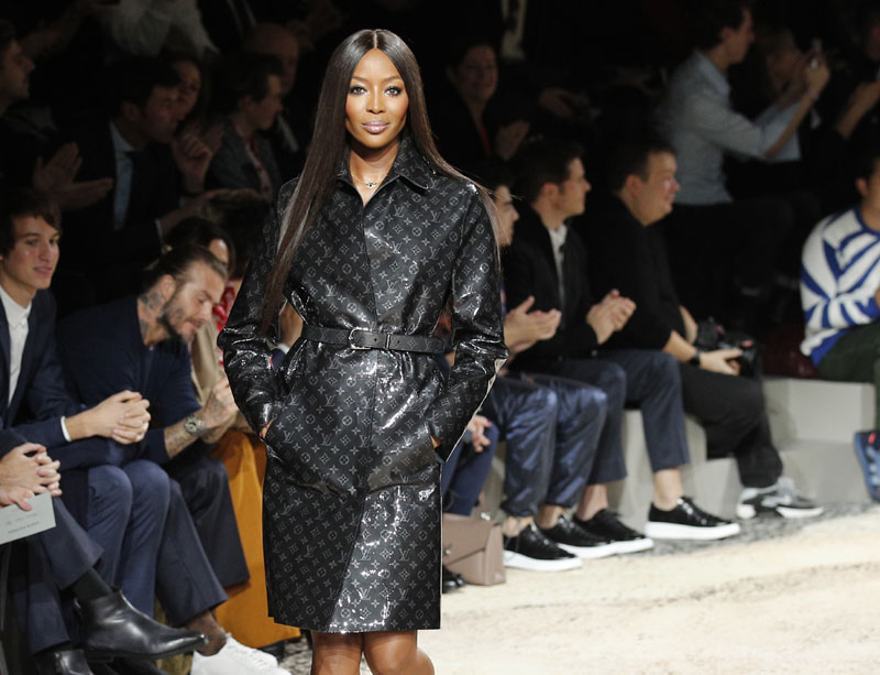 Наоми у вези са 12 година млађим репером