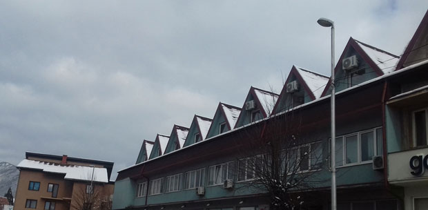 Кадровима 40.000 евра помоћи?!