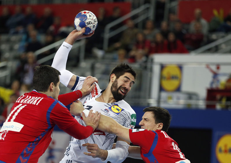 ФРАНЦУЗИ ОСРАМОТИЛИ СРБИЈУ: “Орлови” се брукали у Загребу 