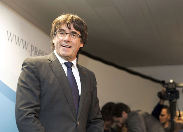 Пуђдемон: Мој повратак би био добар за народ и демократију; Шпански министар: Јачамо надзор, неће моћи ни у гепеку да се ушуња