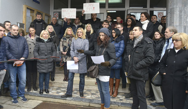 Железничку школу ипак продају?!