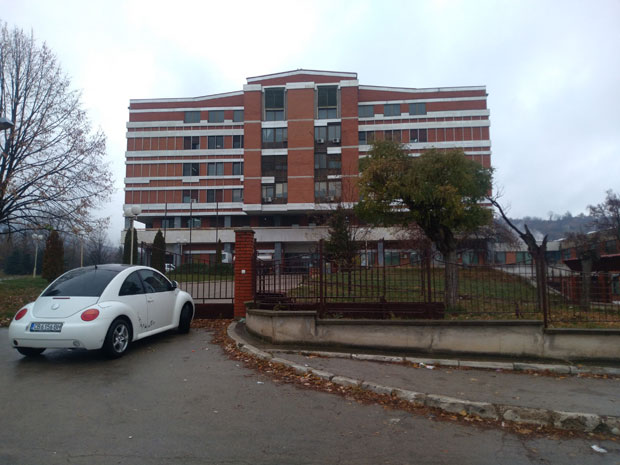 ОБОЛЕЛЕ И СЕСТРЕ: У Пироту проглашена епидемија малих богиња