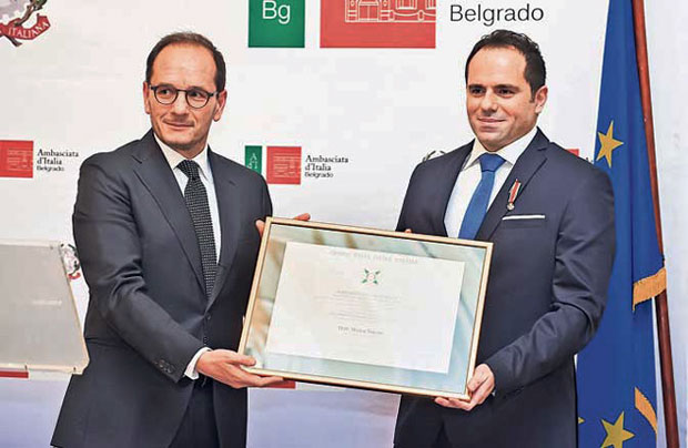 Одликован управник Музеја Кинотеке: Вујовић витез