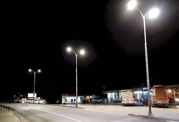 Херцег Нови: Лед расвета под ледом