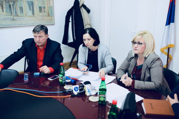 Пирот: Четворо заражених малим богињама, троје сумњиво