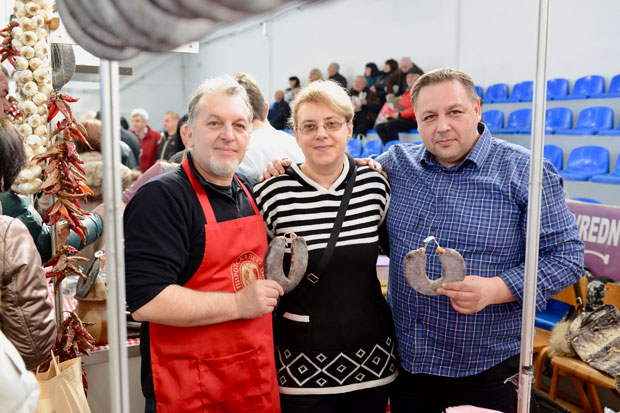 САЈАМ ПЕГЛАНЕ КОБАСИЦЕ: Мурџина потковица најбоља