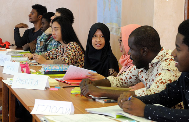 ИНИЦИЈАТИВА МИНИСТАРСТВА ПРОСВЕТЕ: Српски индекс мами странце