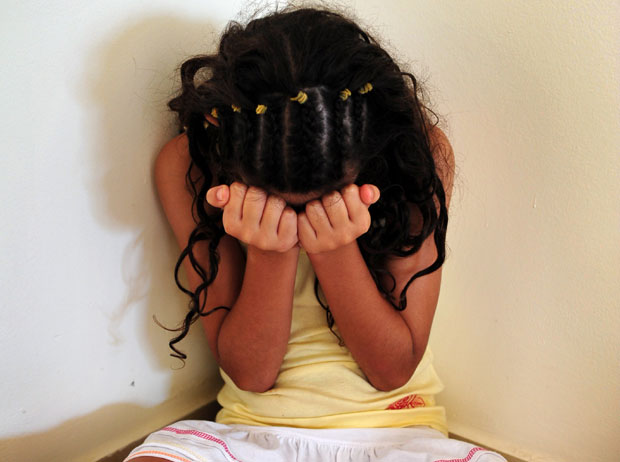 Oбљубио дете па јој претио да ћути!