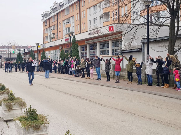 РС: Више новца за најмлађе!