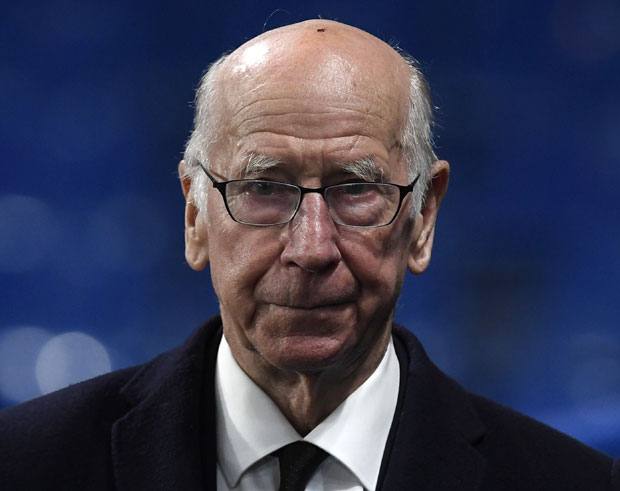 ДЕЛЕГАЦИЈА МАНЧЕСТЕР ЈУНАЈТЕДА ДОЛАЗИ У СРБИЈУ: Боби Чарлтон стиже у Београд