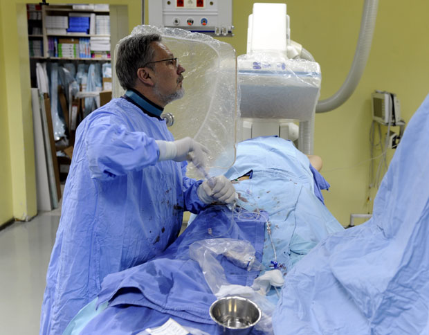 Кроз крвни суд повезали срце са плућима