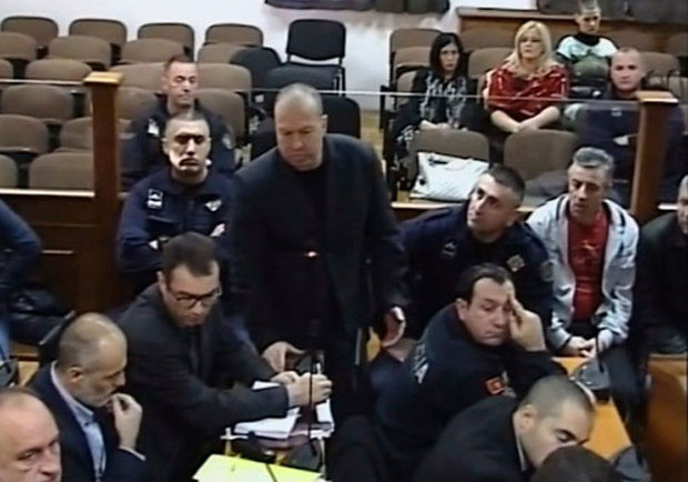 Дикићу сада прете робијаши?