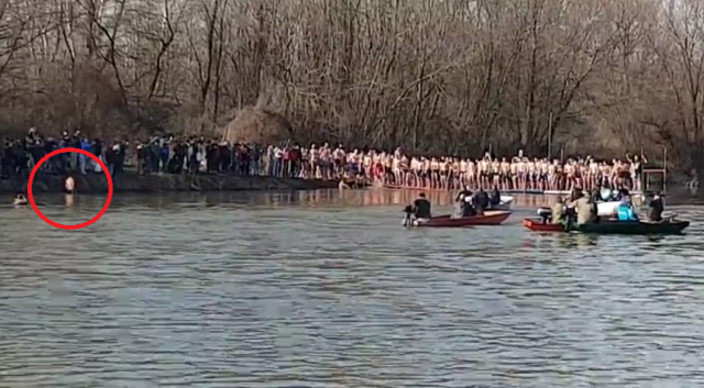 Ја сам први стигао до крста; Краћим путем? Да(ВИДЕО)