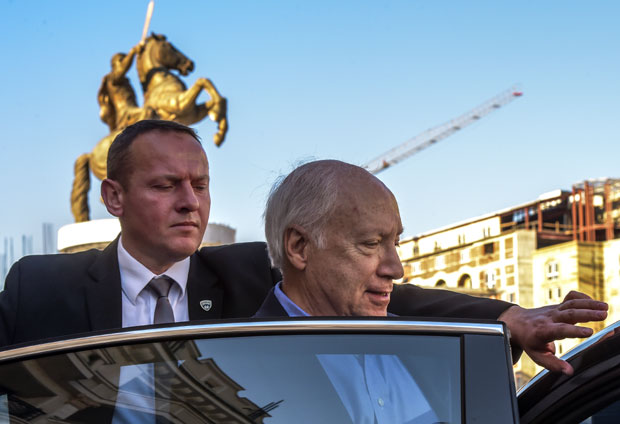 Нимиц са оптимизмом завршио посету Скопљу; Право време за решење спора око имена