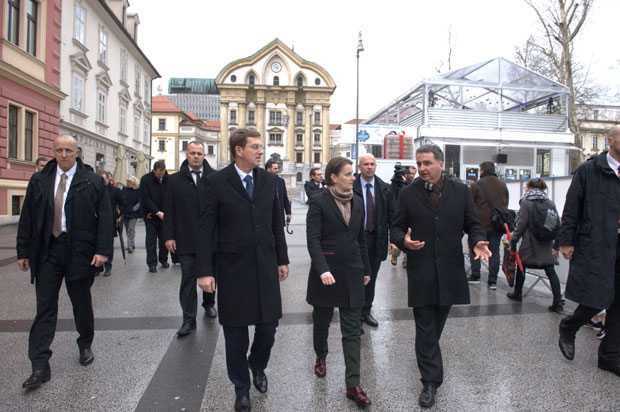 Брнабић у Словенији: Комисија за Кекец и Титове аутомобиле (ВИДЕО)