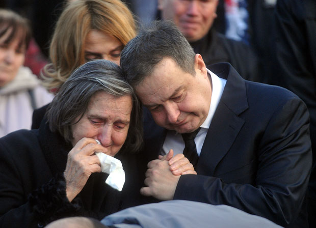 Ивица оцу посветио орден (ФОТО)