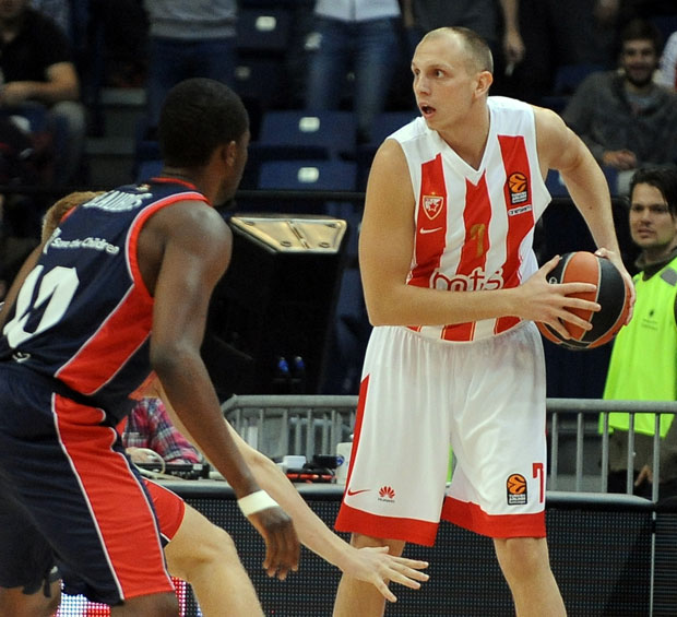 Црвено-бели пуни самопоуздања пред меч са Басконијом: Звзеда има шансе