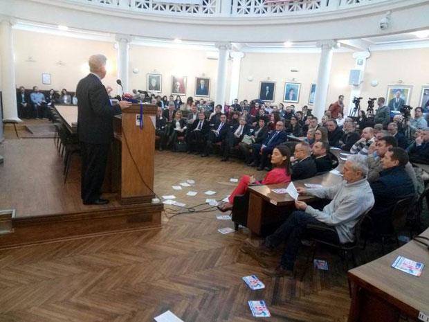 Инцидент у Нишу: Путиновим сликама на Скота