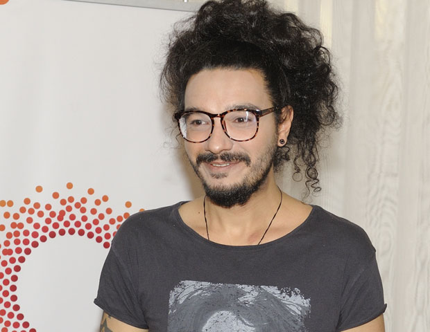 Немања Радуловић - Чаробни звук и међу облацима