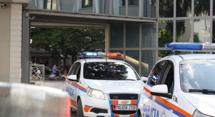 Тирана: Бивши грчки полицајац убио албанског дилера дроге