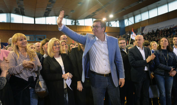 ВУЧИЋ НА МИТИНГУ НА ВОЖДОВЦУ: Борба за град, а не за власт