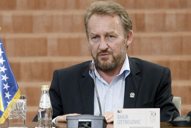 ИЗЕТБЕГОВИЋ ПРЕТИ: Нема трећег ентитета без рата и конфликта; Никада нисам имао вербални сукоб са Вучићем