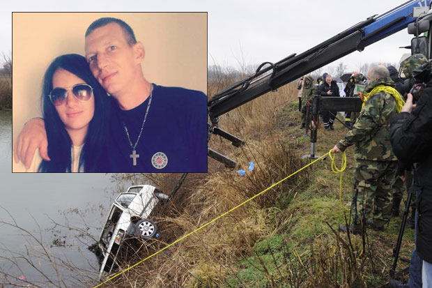 Мала Хелена нема још годину дана, родитељи јој се утопили, преко ноћи остала сироче