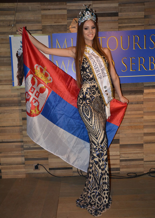 Сара Милетић: Поносна сам на Србију (ВИДЕО)