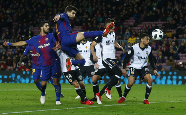 ПРИМЕРА: Пике спасилац Барселоне, Кореа срушио Валенсију