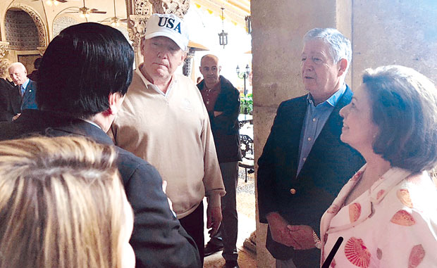 ФОТО: Карађорђевићи са Трампом и Меланијом