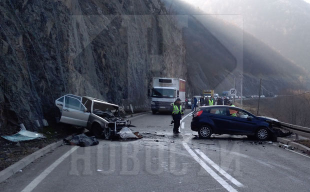 УДЕС НА ИБАРСКОЈ МАГИСТРАЛИ: Смрт у кривини (ФОТО)