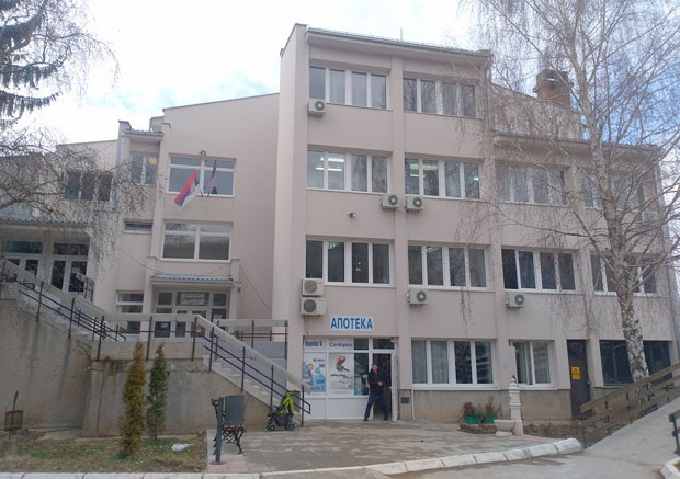 Гаџин Хан: Брига за сваког пацијента