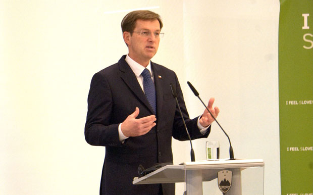 СЛОВЕНИЈА ПОРУЧИЛА: Са Хрватима можемо разговарати само о начину на који ће се имплементирати арбитражна пресуда