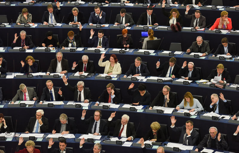 ЕВРОПСКИ ПАРЛАМЕНТ ПОЗДРАВЉА СТАТЕГИЈУ: Флакенштајн: Знак да мислимо озбиљно; Ружа Томашић: Прикључивање ЕУ важан корак за све земље