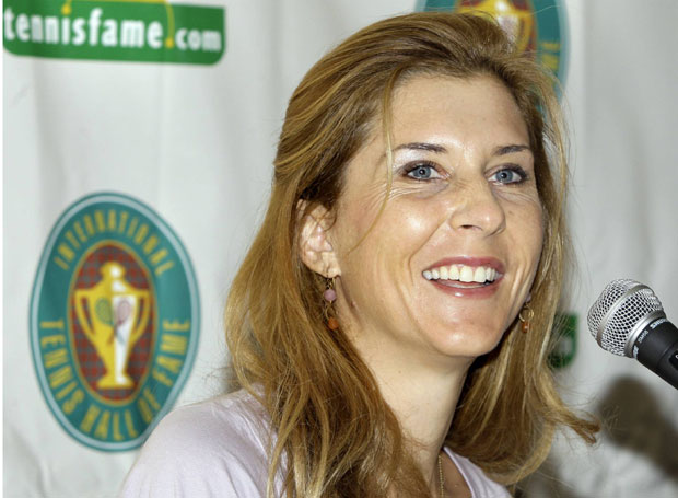 СУПРУГ МОНИКЕ СЕЛЕШ ВОДИ “РАТ” СА ГУСКАМА: Не могу да шетам бос, не могу да бацам фризби, не могу да се дружим са унуцима...