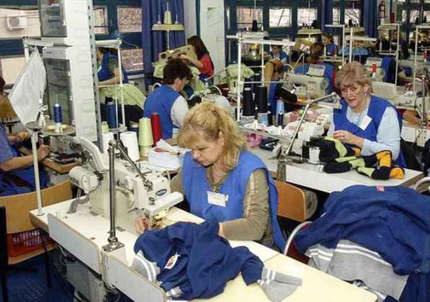 Бач: Џемпери у две смене