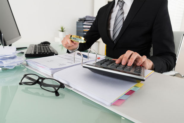 Зидање дугова уз помоћ политике