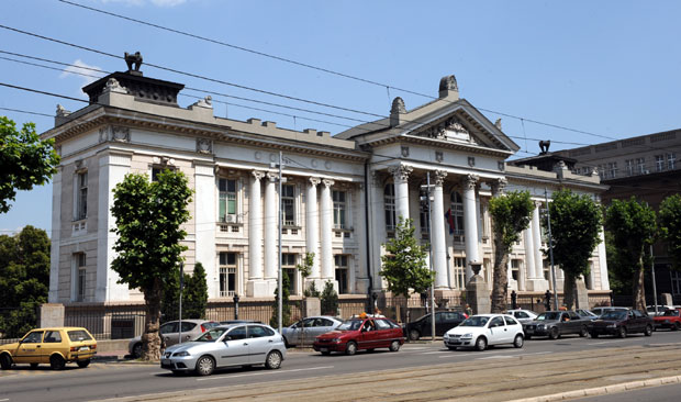 После 25 година Унивезитетска библиотека купила стране књиге