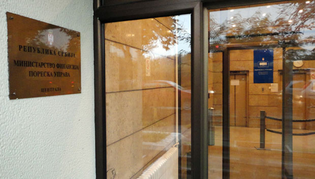 Дугове би пребијали и држава и предузећа