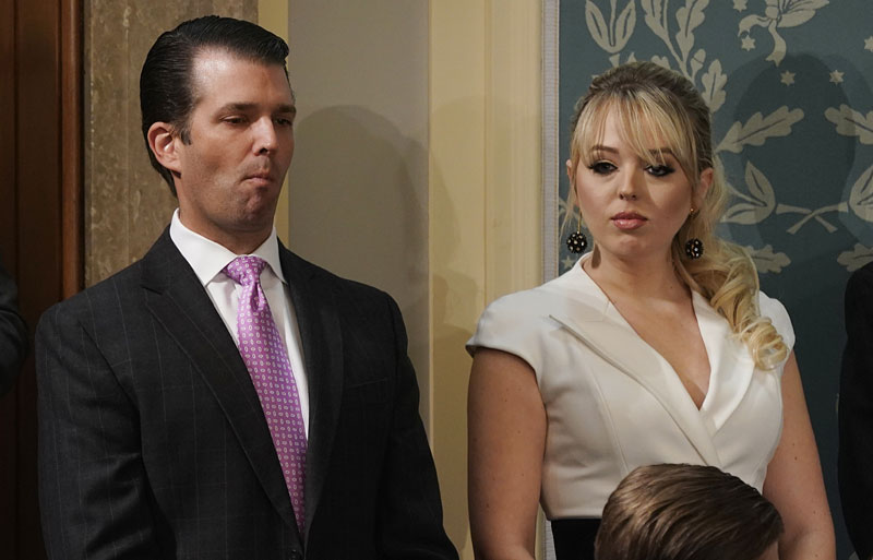 Прах нађен у писму упућеном Трамповом сину безопасан