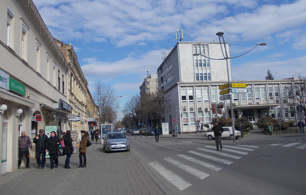 С. Митровица: Инвеститори добијају трг