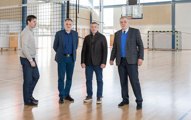 Челни људи Одбојкашког савеза Србије у посети Спортском центру ФСС