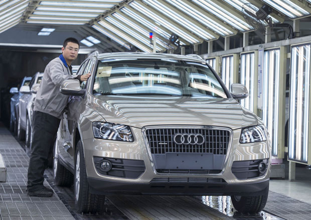 Теренци коло воде