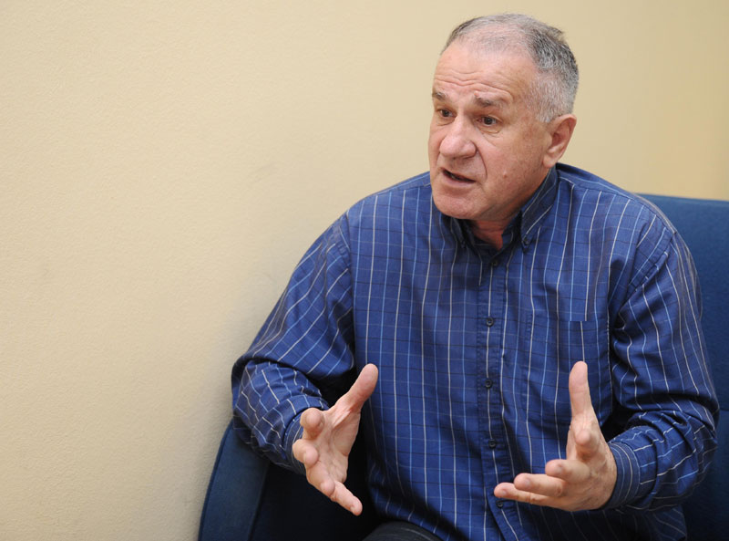 Борцу за истину 6 месеци робије