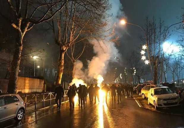 “ГРОБАРИМА” ЗАБРАЊЕН УЛАЗ НА “МАРАКАНУ”: Полиција зауставила навијаче Партизана и спречила инциденте