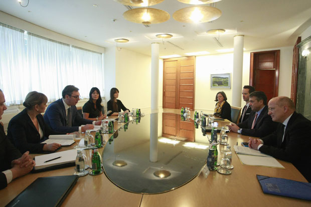 Вучић: Иако 2025. није свето писмо, желимо у ЕУ до тог датума; Габријел: Не сме да се чека