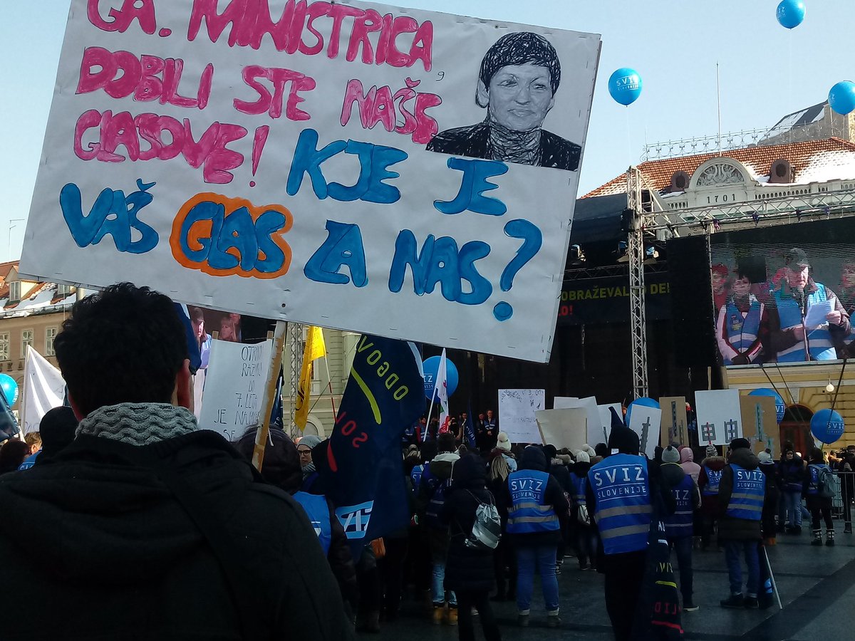 ТРАЖЕ ВЕЋЕ ПЛАТЕ: Штрајк 40.000 просветних радника у Словенији