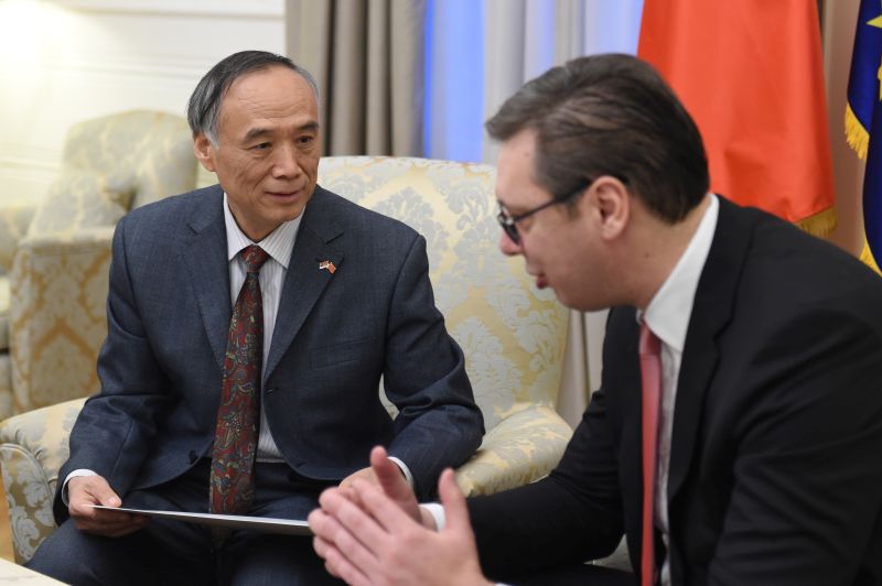 Светски званичници честитали Вучићу Дан државности