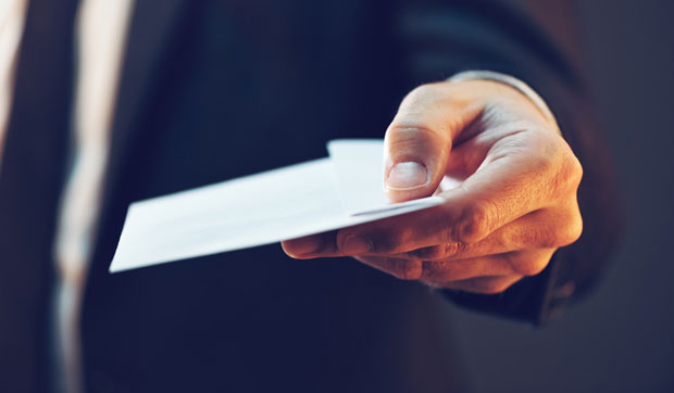 Москва: На адресе 13 амбасада стигла пудераста смеса у ковертама